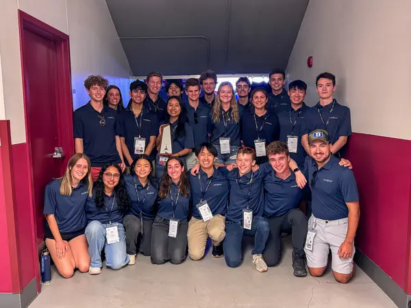 Duke AERO team with award